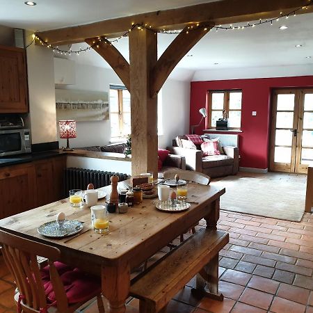 Delightful Cottage On The River Adur Close To Brighton & The Downs No Dogs Sorry Upper Beeding Bagian luar foto