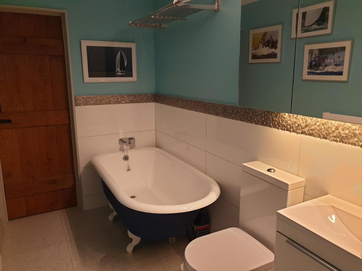Delightful Cottage On The River Adur Close To Brighton & The Downs No Dogs Sorry Upper Beeding Bagian luar foto